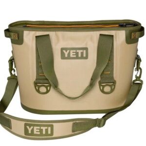 YETI Hopper™ 20 Soft-Sided Cooler Field Tan/Blaze Orange